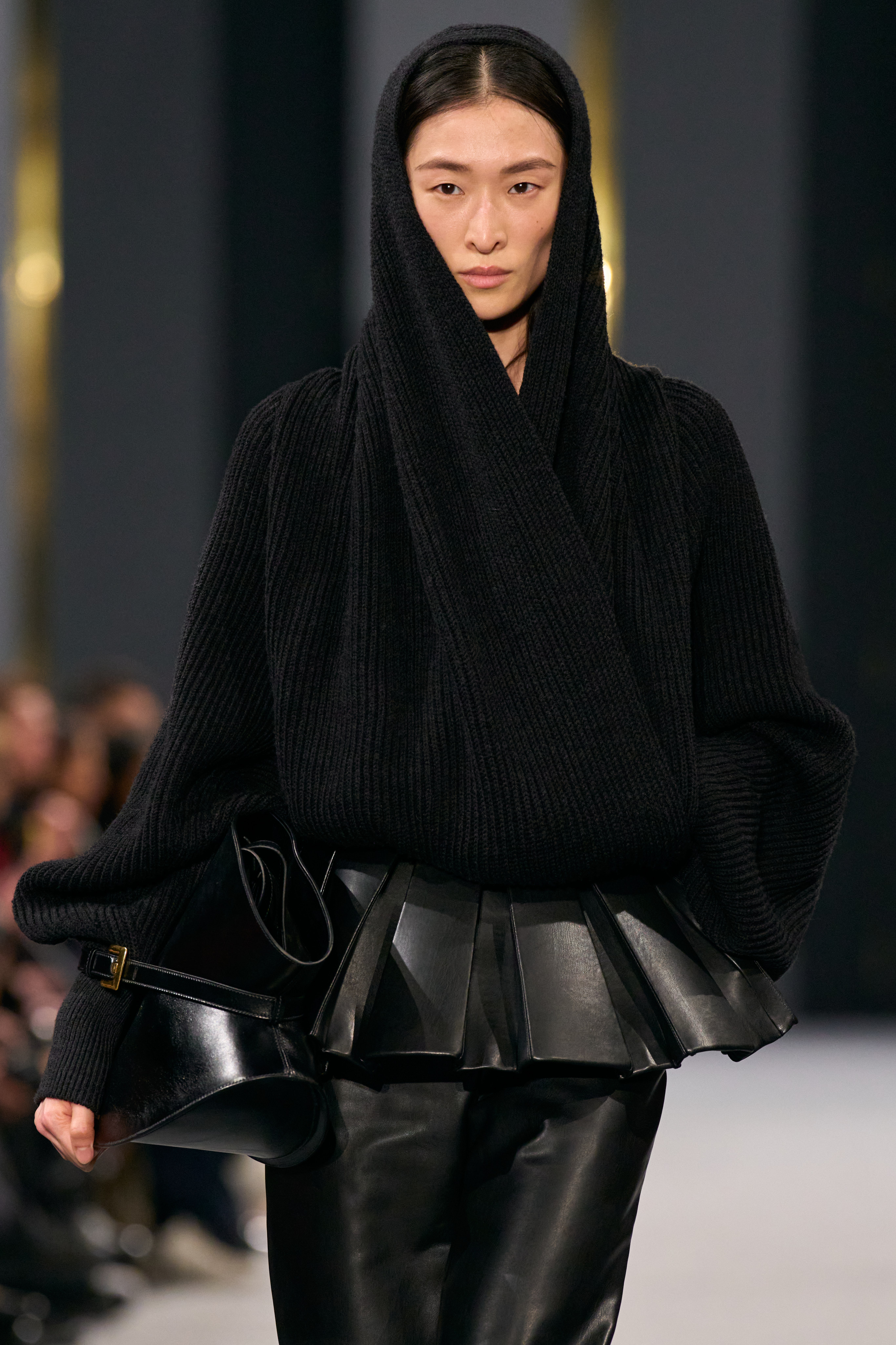 balmain_f25_details_001.jpg