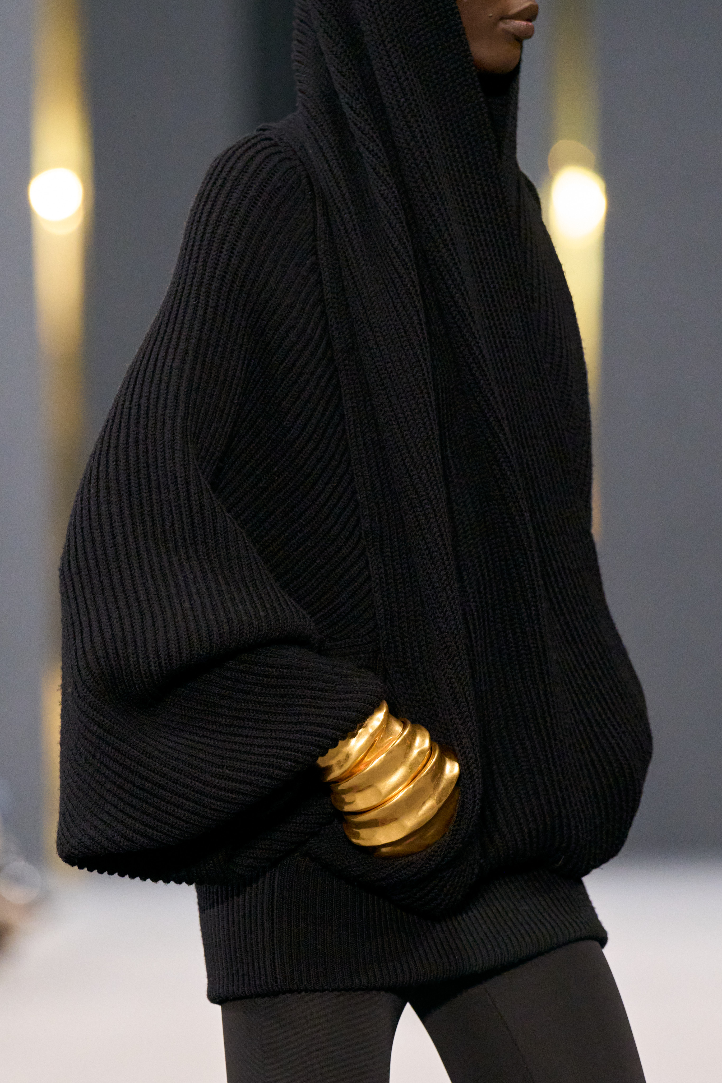 balmain_f25_details_004.jpg